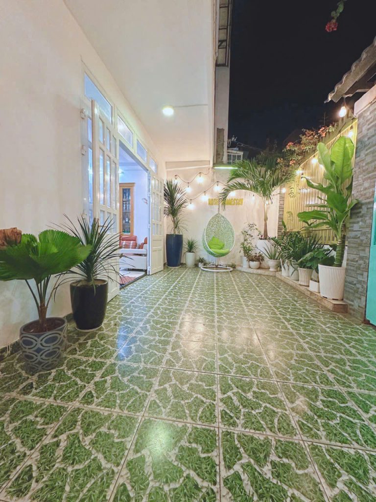 51 Nguyễn Hiền
