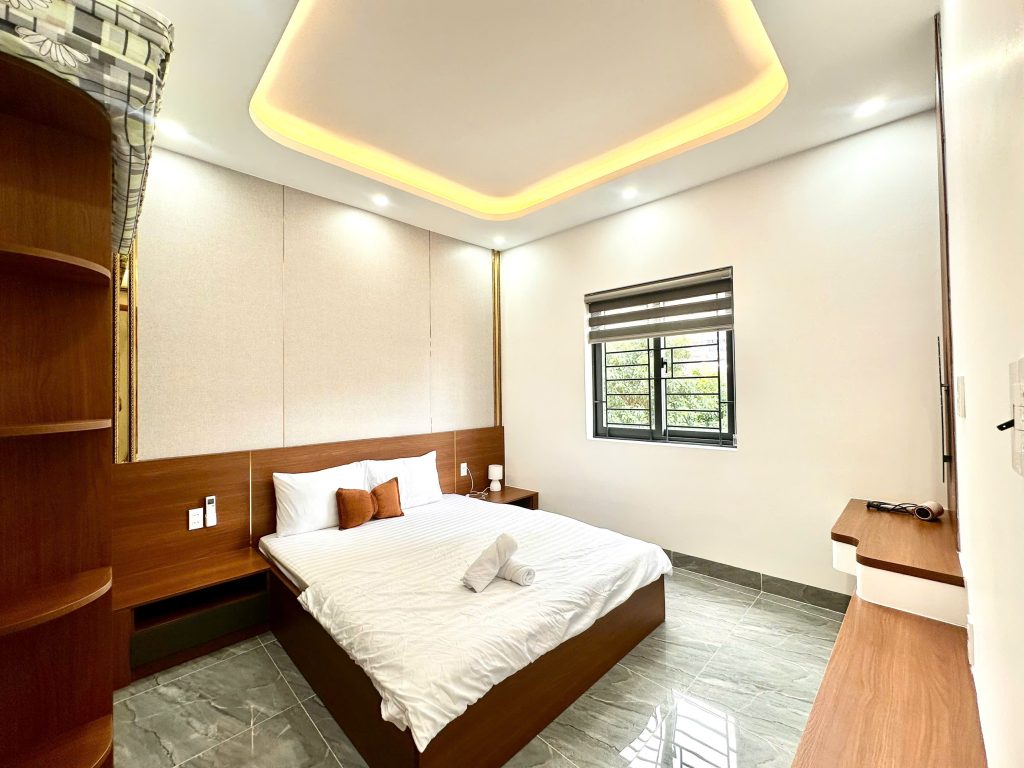 51 Phạm Thế Hiển